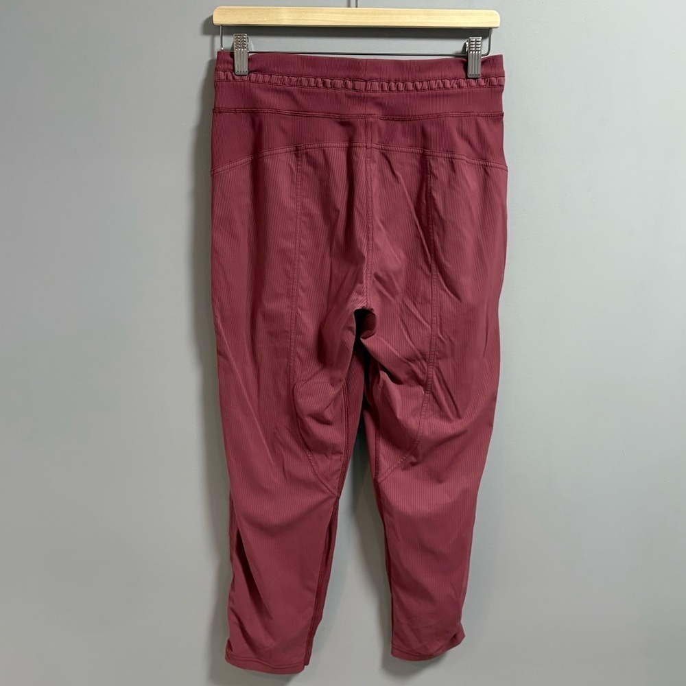 Lululemon Studio Crops - Picture 2 of 5